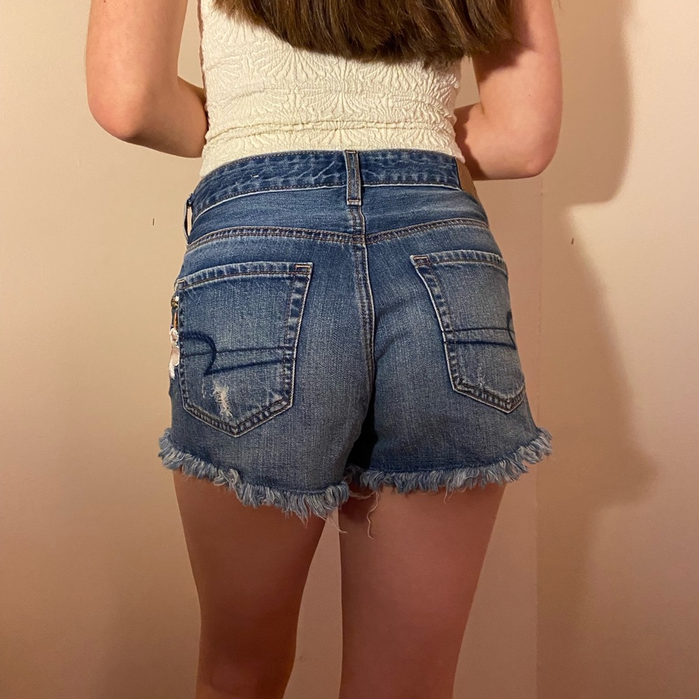 embroidered denim shorts - Picture 2 of 4